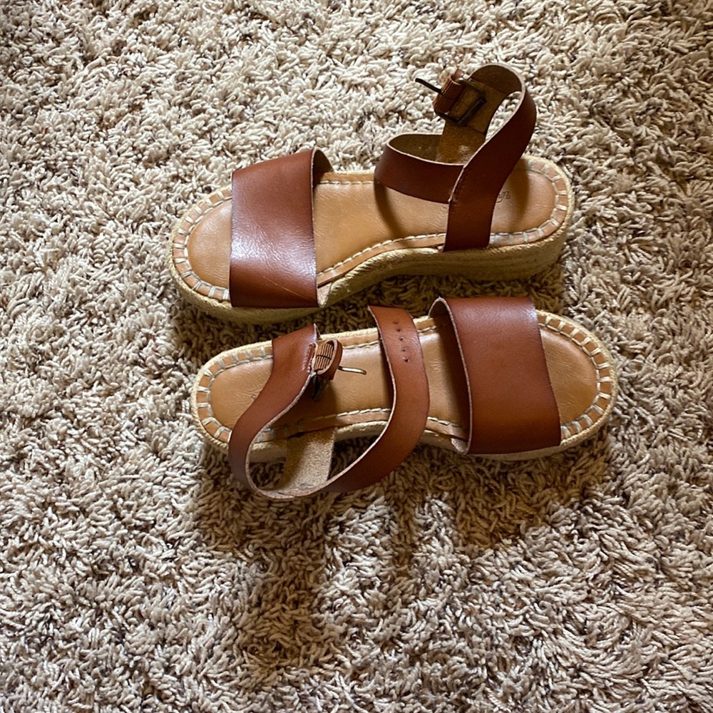 gently used target brown espadrilles